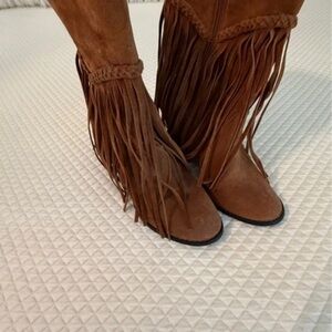 Fringe-Trim Suede Knee-High Heeled Boots - Brown